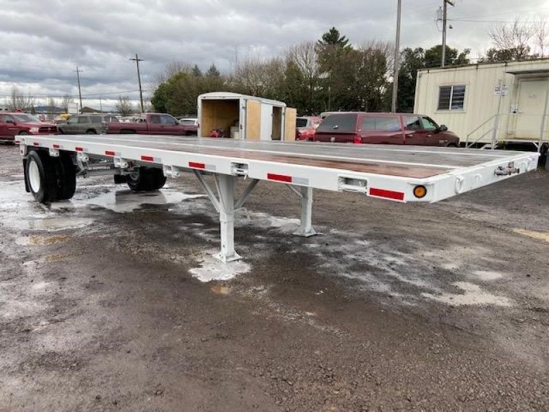 2012 UTILITY 28' SINGLE AXLE FLATBED 5003379654