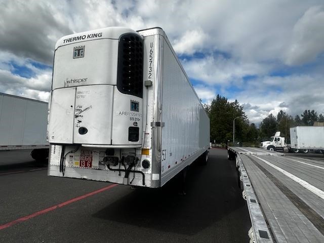 2010 UTILITY 48' ROLL DOOR REEFER W/ 5500LB LIFTGATE 9023456924