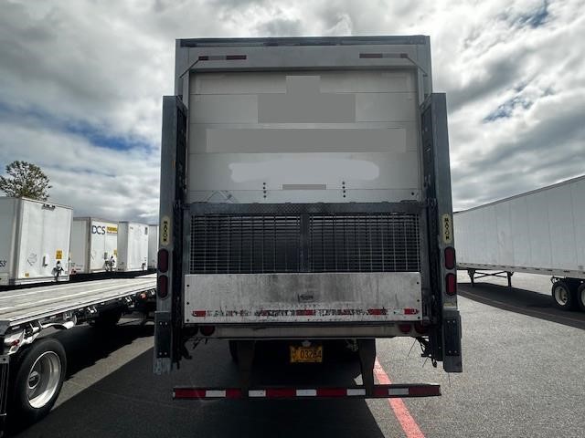 2010 UTILITY 48' ROLL DOOR REEFER W/ 5500LB LIFTGATE 9023456925