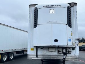 2012 HYUNDAI 2012 HYUNDAI 48u2019 ROLL DOOR REEFER W/5500 LB LIFT G 9033300991