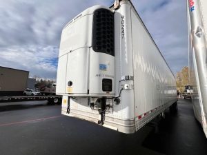 2012 HYUNDAI 2012 HYUNDAI 48u2019 ROLL DOOR REEFER W/5500 LB LIFT G 9033350915