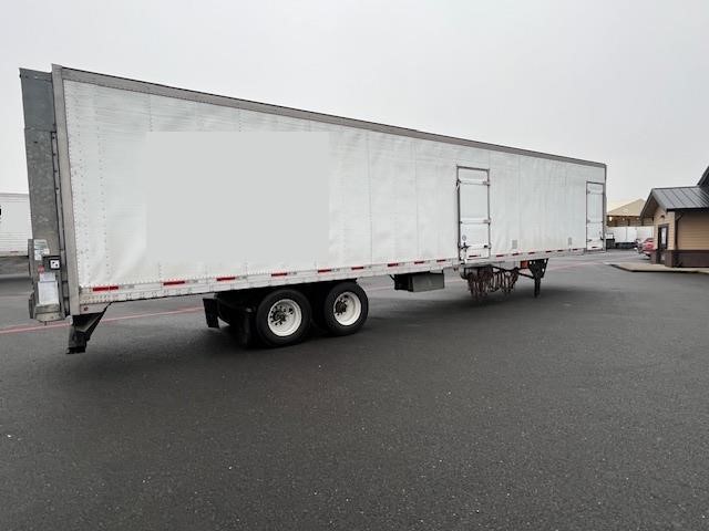 2014 UTILITY 48' TANDEM AXLE LIFT GATE REEFER 9038207728