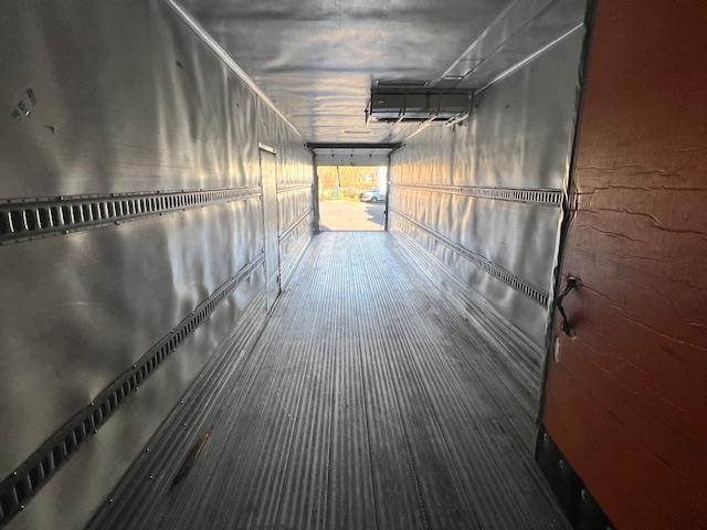 2014 UTILITY 48u2019 ROLL DOOR REEFER W/5500 LB LIFT GATE 9038593302