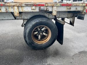 1982 TRAILMOBILE 26u2019 SINGLE AXLE STEEL FLATBED 9034213962