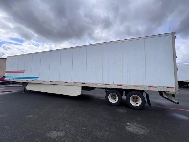 2016 UTILITY 53' TANDEM AIR RIDE SWING DOOR DRY VAN 9046768307